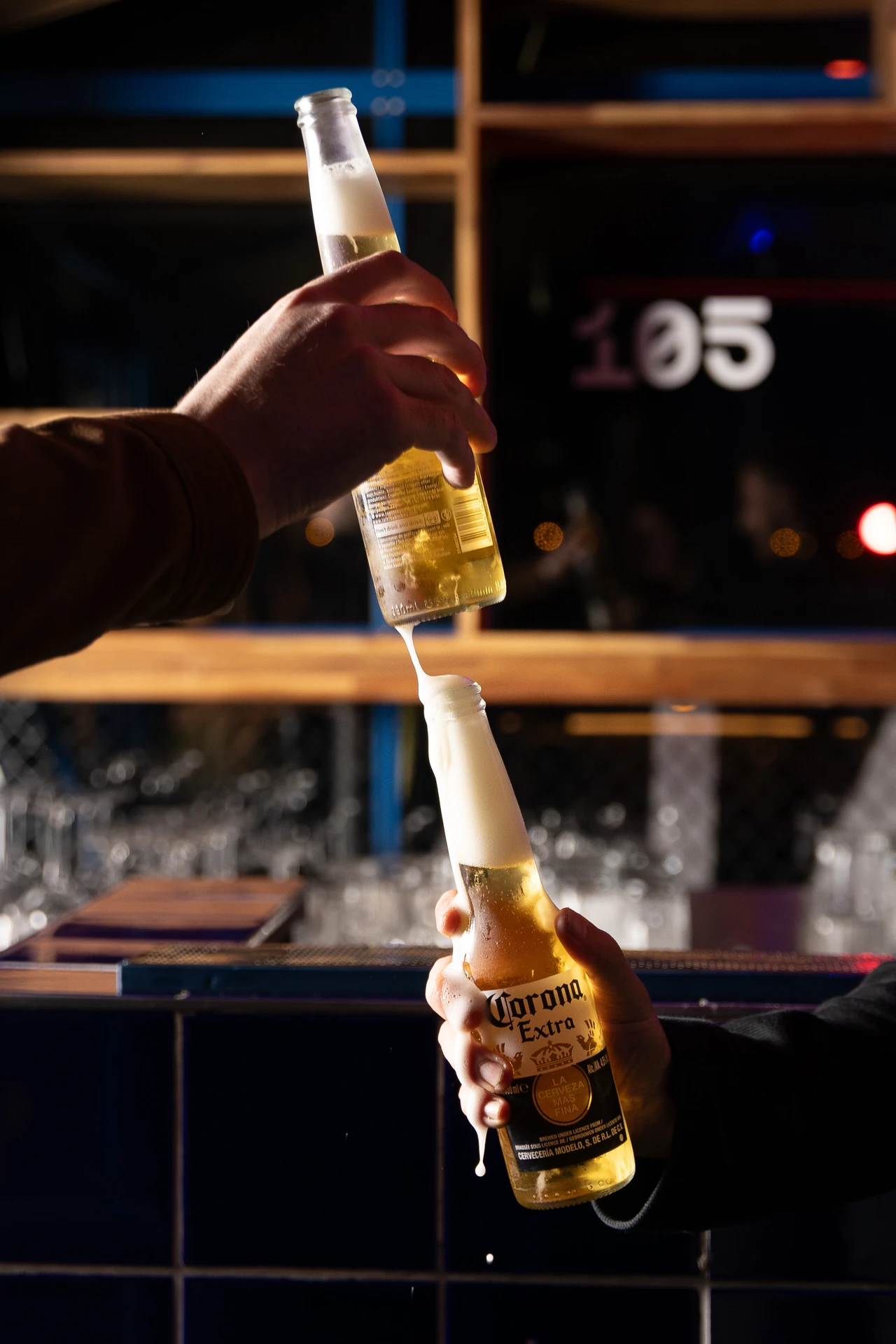 Bar du Rooftop 105 en soirée